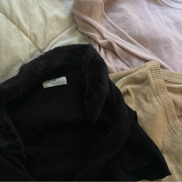 Multi-coloured long sleeve crop top + sweater bundle - Picture 2 of 9